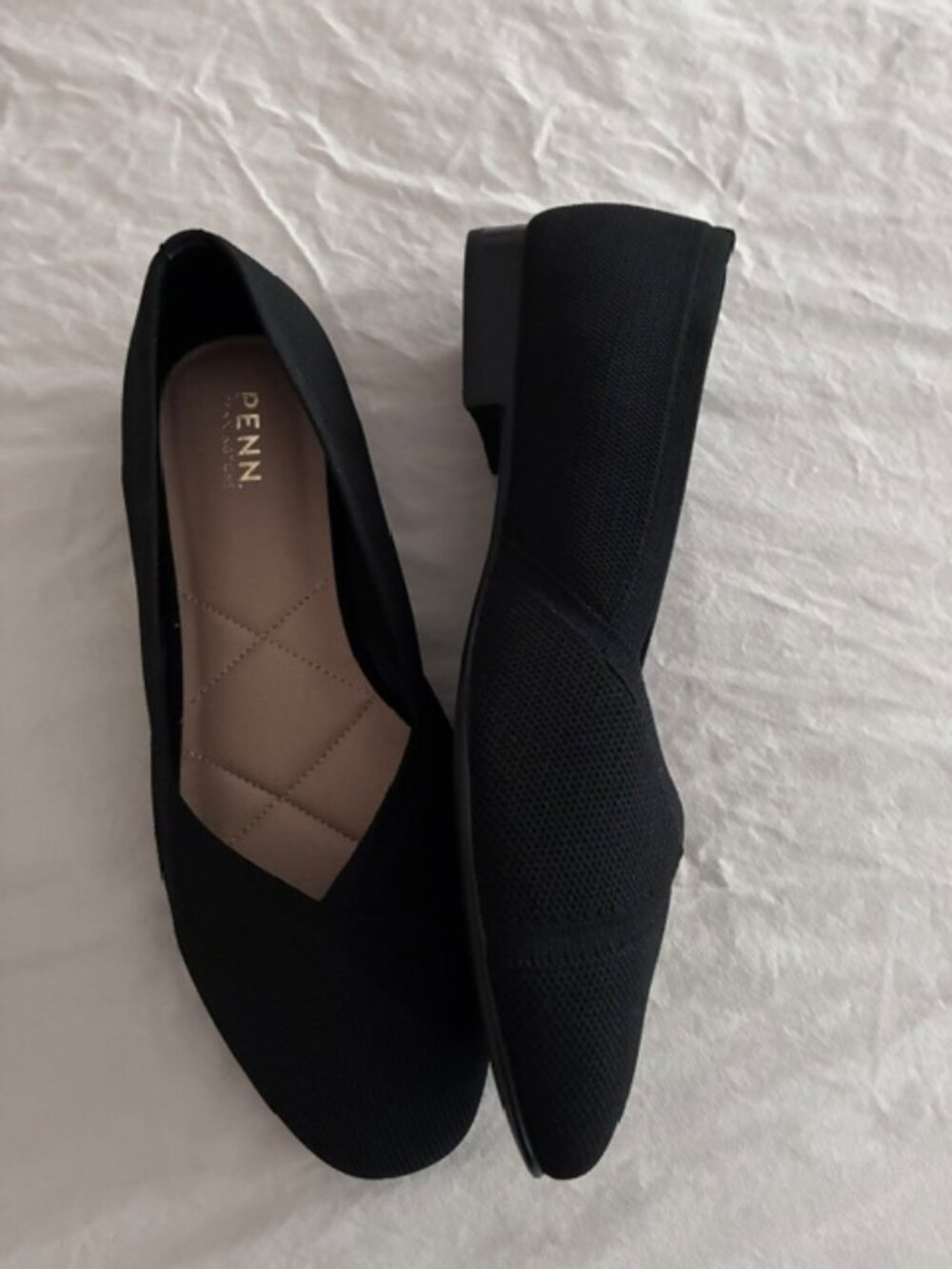 NWOB Size 11WW PENN Black Textured Ballet Flat Slip On